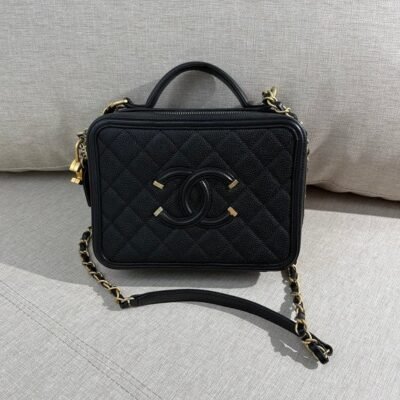 CHANEL Black Caviar CC Filigree Vanity Case Medium GHW