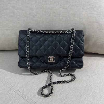 CHANEL Black Caviar Classic Flap Medium SHW