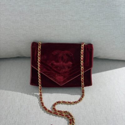 CHANEL Burgundy Velvet Chevron Envelope Flap Small GHW