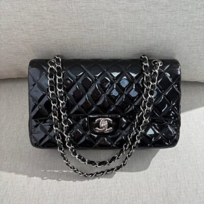CHANEL Black Patent Leather Classic Flap Medium SHW