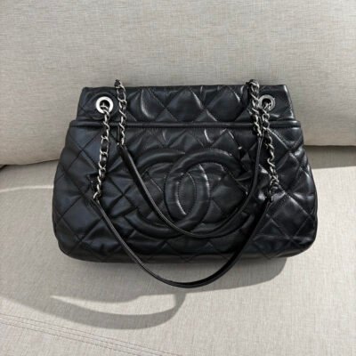 CHANEL Black Caviar CC Soft Tote Medium SHW