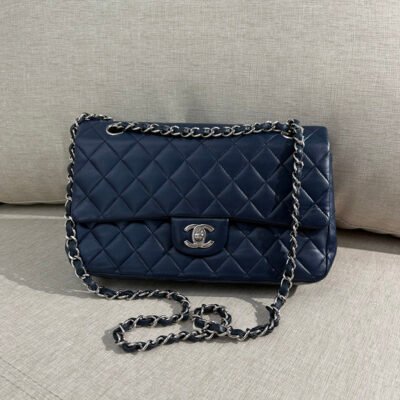 CHANEL Navy Blue Lambskin Classic Flap Medium SHW
