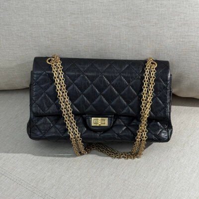 CHANEL Black Aged Calfskin 2.55 Reissue Flap 226 GHW