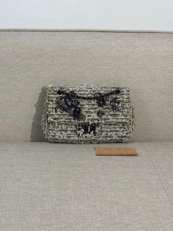 CHANEL Grey/Beige Tweed Classic Flap Small SHW - Image 14