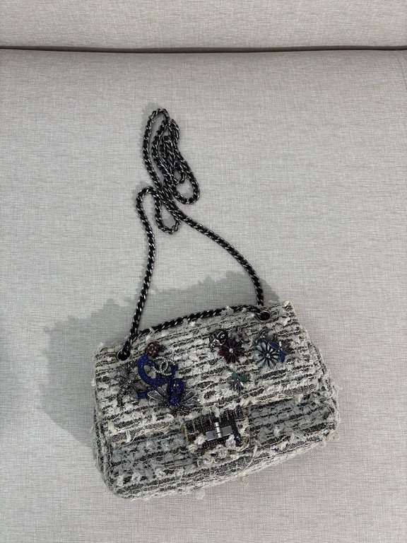CHANEL Grey/Beige Tweed Classic Flap Small SHW - Image 7