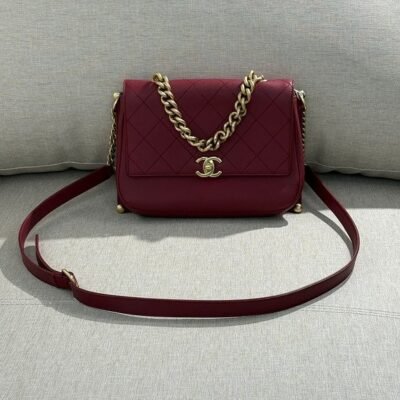 CHANEL Burgundy Calfskin Flap Bag Medium GHW