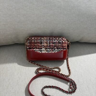 CHANEL Burgundy Tweed and Leather Gabrielle Clutch with Chain Small GHW