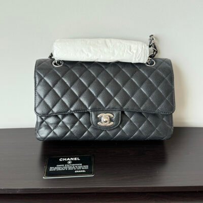 CHANEL Black Caviar Classic Flap Medium SHW