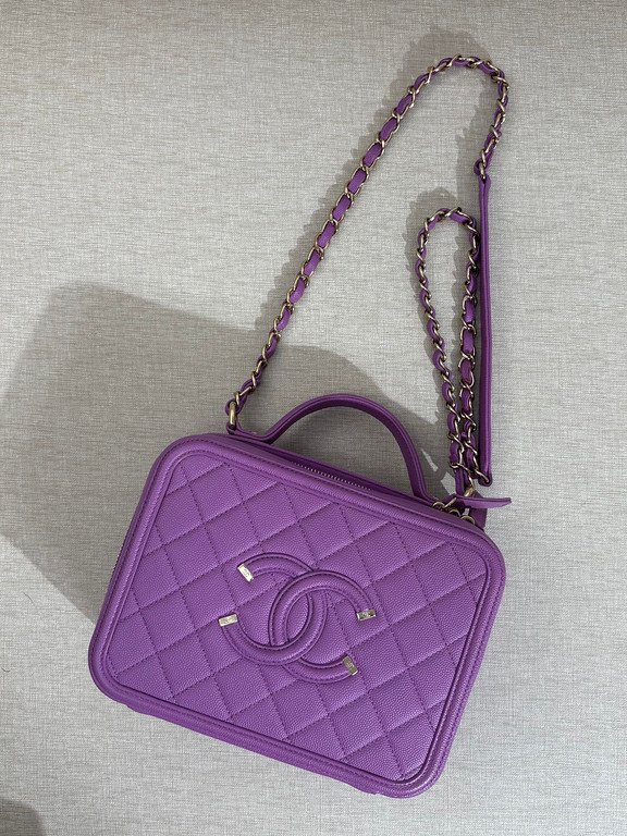 CHANEL Purple Caviar Filigree Vanity Case Medium GHW - Image 18