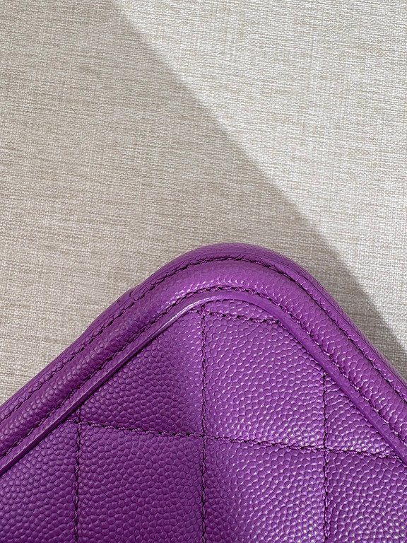 CHANEL Purple Caviar Filigree Vanity Case Medium GHW - Image 10