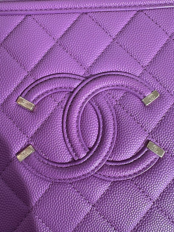 CHANEL Purple Caviar Filigree Vanity Case Medium GHW - Image 12