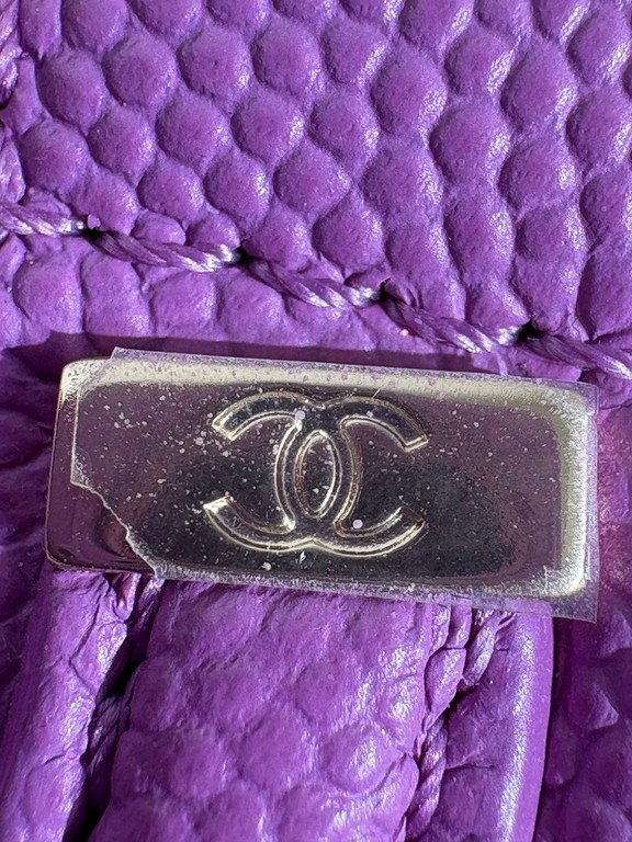 CHANEL Purple Caviar Filigree Vanity Case Medium GHW - Image 13