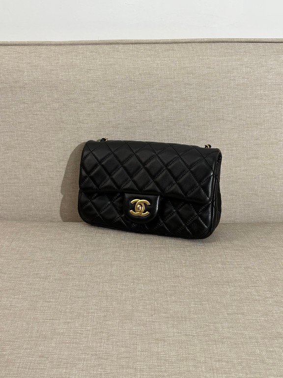 CHANEL Black Lambskin Classic Flap Mini GHW - Image 14