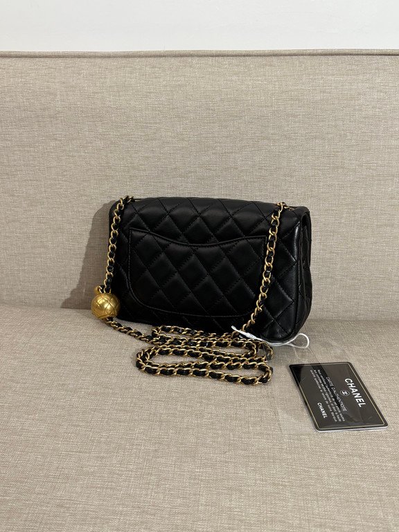CHANEL Black Lambskin Classic Flap Mini GHW - Image 16