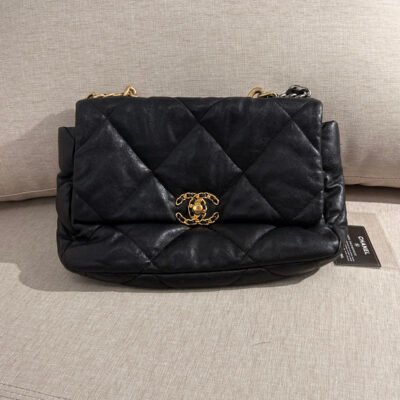 CHANEL Black Lambskin 19 Flap Bag Large GHW