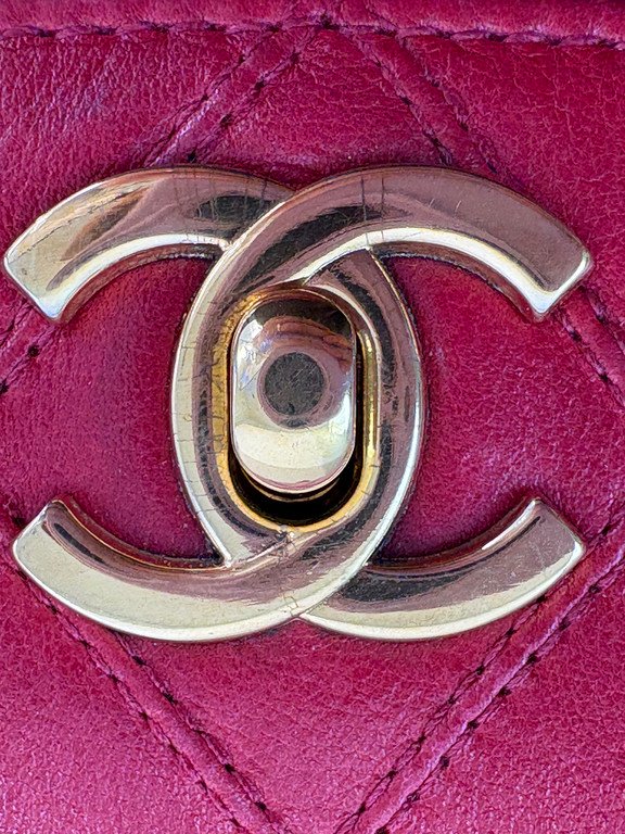 CHANEL Red Lambskin Belt Bag Mini GHW - Image 18