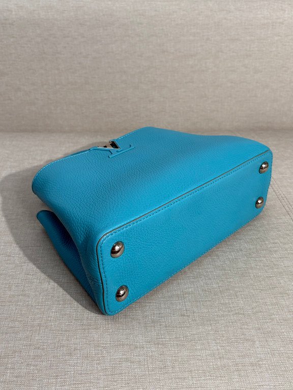 LOUIS VUITTON Turquoise Blue Taurillon Leather Capucines BB SHW - Image 4