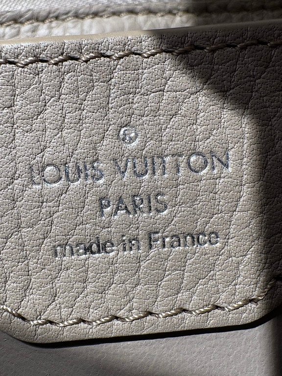 LOUIS VUITTON Turquoise Blue Taurillon Leather Capucines BB SHW - Image 14
