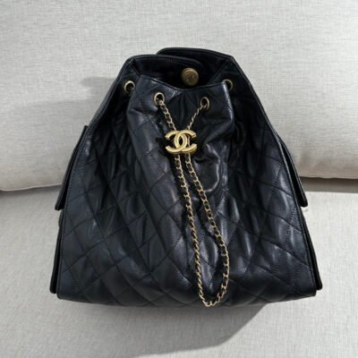 CHANEL Black Caviar Drawstring Bucket Bag Medium GHW