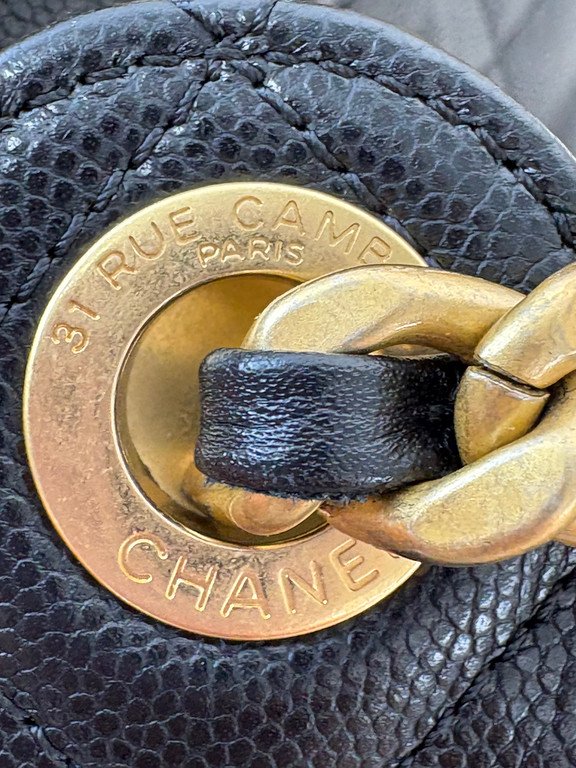 CHANEL Black Caviar Drawstring Bucket Bag Medium GHW - Image 28