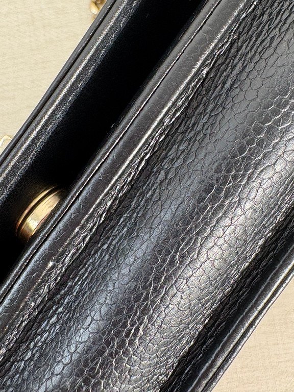 CHANEL Black Caviar Boy WOC GHW - Image 8