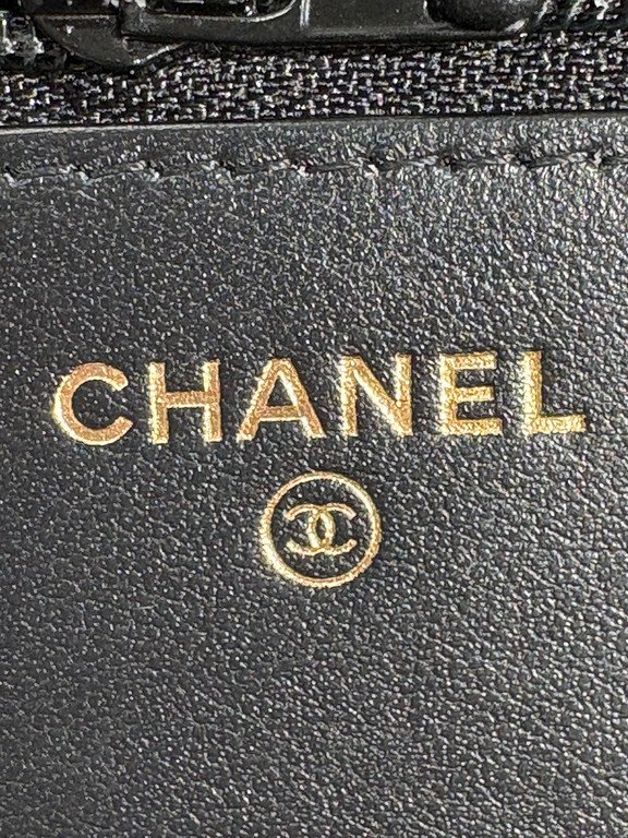 CHANEL Black Caviar Boy WOC GHW - Image 25