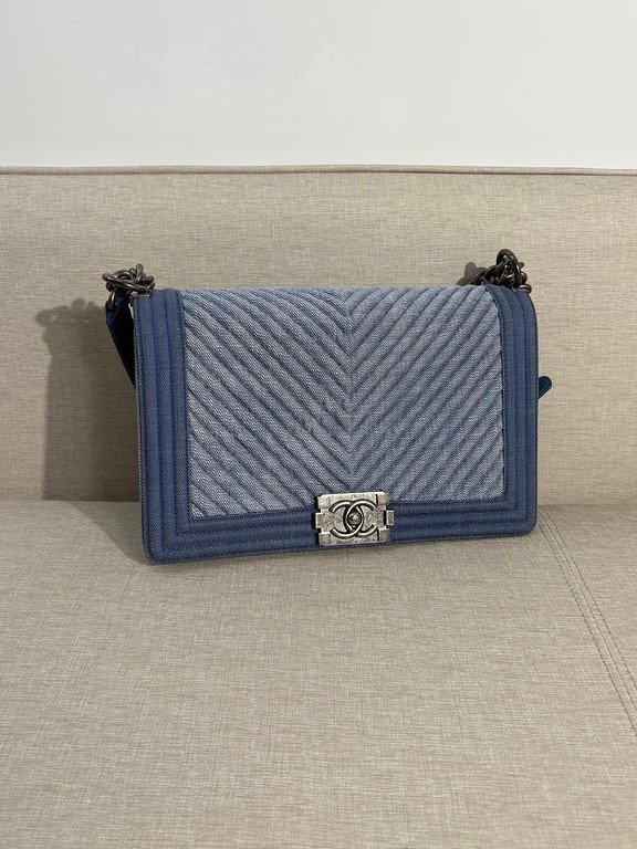 CHANEL Blue Denim Boy Bag Medium RHW - Image 16