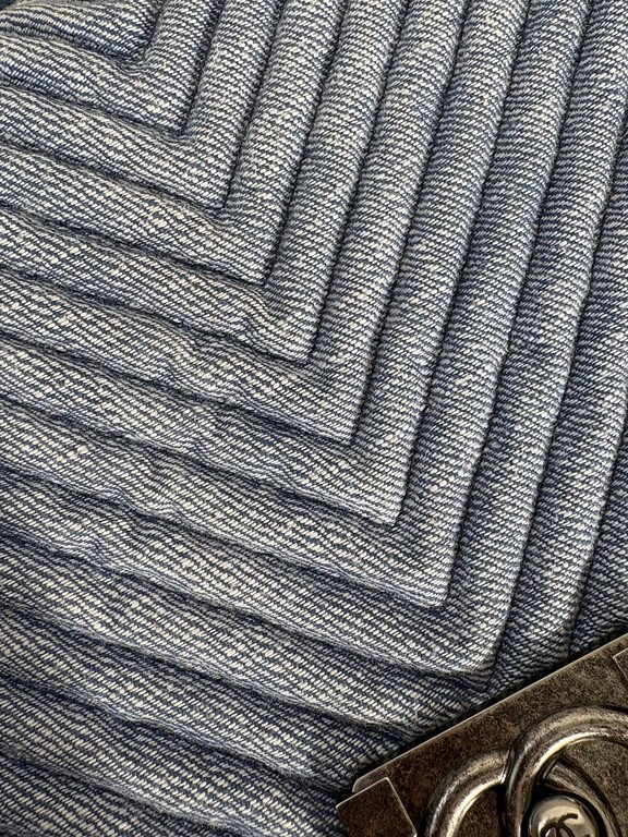 CHANEL Blue Denim Boy Bag Medium RHW - Image 7