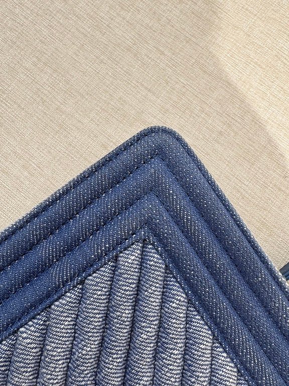 CHANEL Blue Denim Boy Bag Medium RHW - Image 9