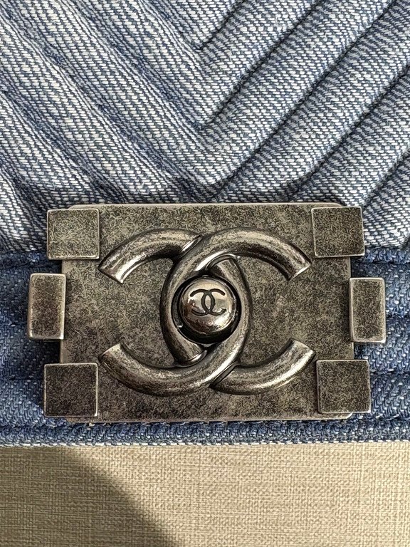 CHANEL Blue Denim Boy Bag Medium RHW - Image 22