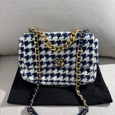 CHANEL Navy Blue/White Tweed 19 Flap Bag Medium GHW