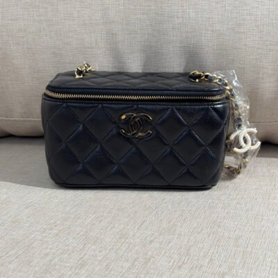 CHANEL Black Lambskin Vanity Case Small GHW