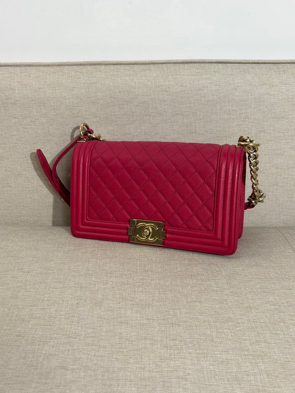 CHANEL Red Caviar Boy Bag Old Medium GHW - Image 15