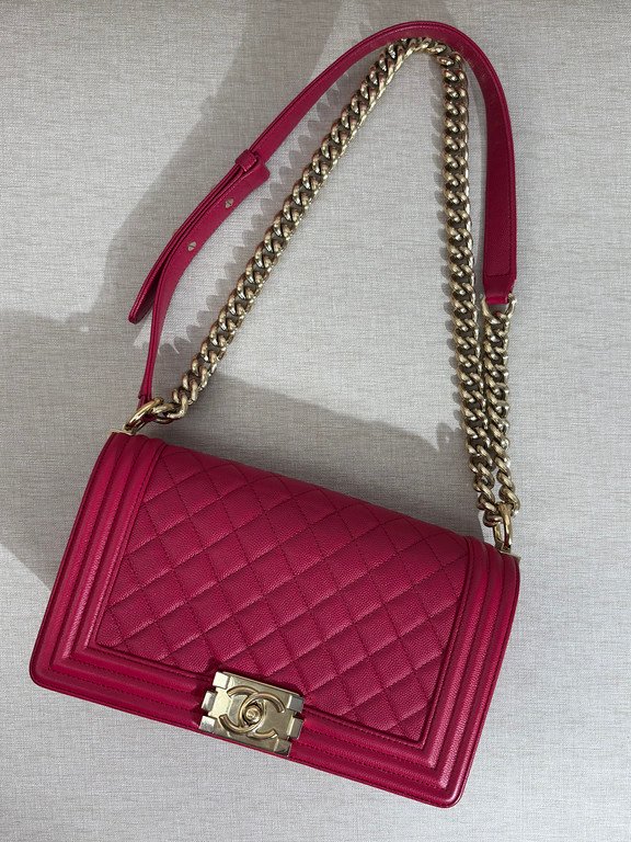 CHANEL Red Caviar Boy Bag Old Medium GHW - Image 6