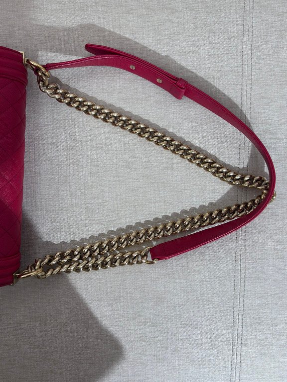 CHANEL Red Caviar Boy Bag Old Medium GHW - Image 7