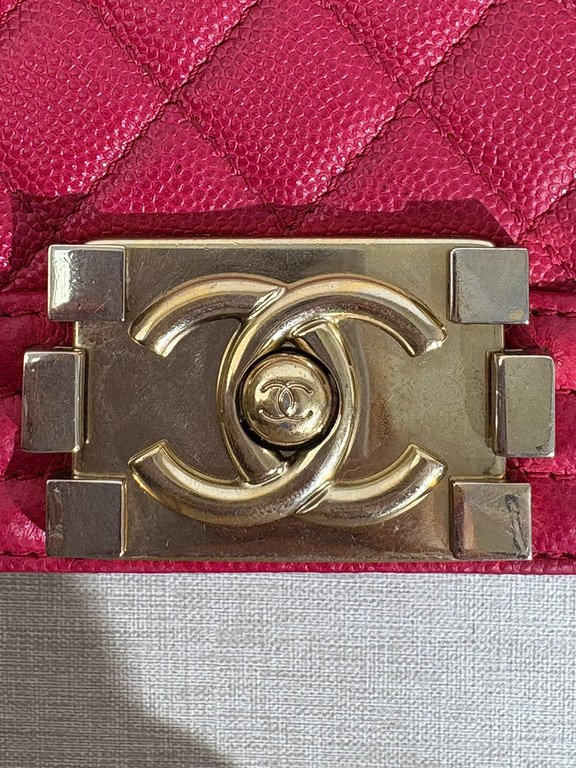 CHANEL Red Caviar Boy Bag Old Medium GHW - Image 18