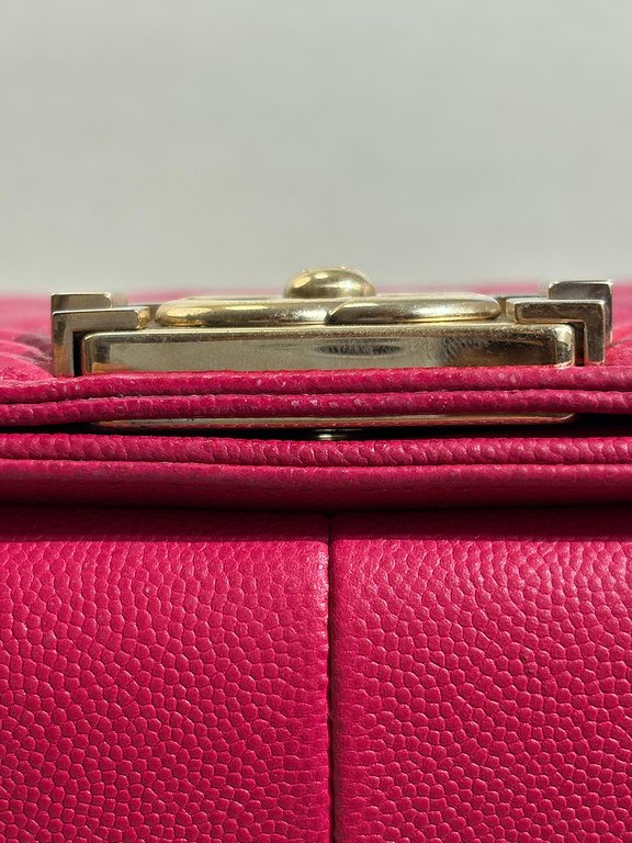 CHANEL Red Caviar Boy Bag Old Medium GHW - Image 21