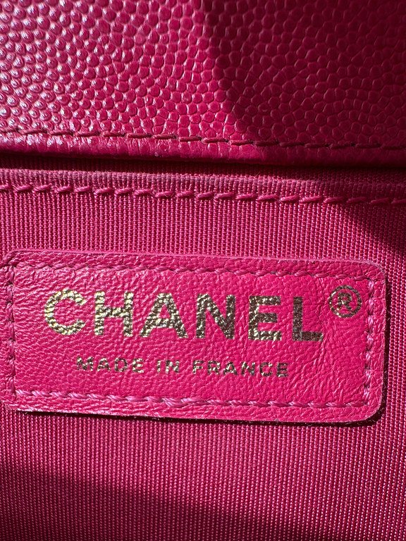 CHANEL Red Caviar Boy Bag Old Medium GHW - Image 29