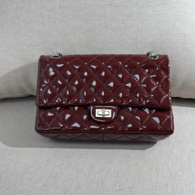 CHANEL Burgundy Patent Leather 2.55 Reissue Medium SHW