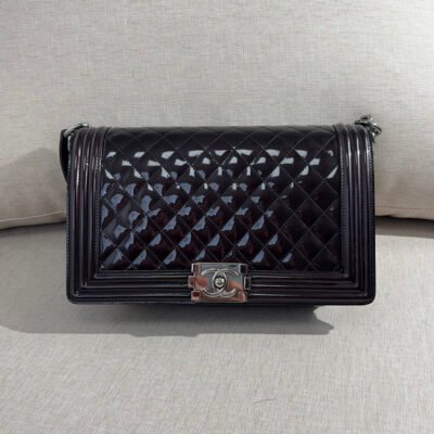 CHANEL Burgundy Patent Leather Boy Bag Old Medium SHW