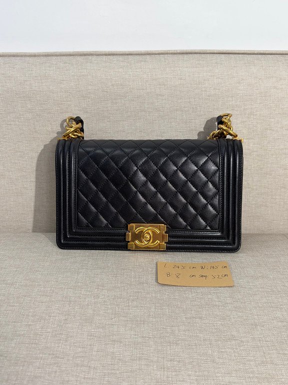 CHANEL Black Lambskin Boy Bag Old Medium GHW - Image 32