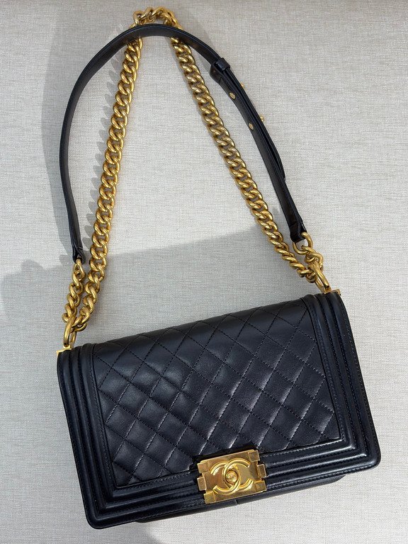 CHANEL Black Lambskin Boy Bag Old Medium GHW - Image 6