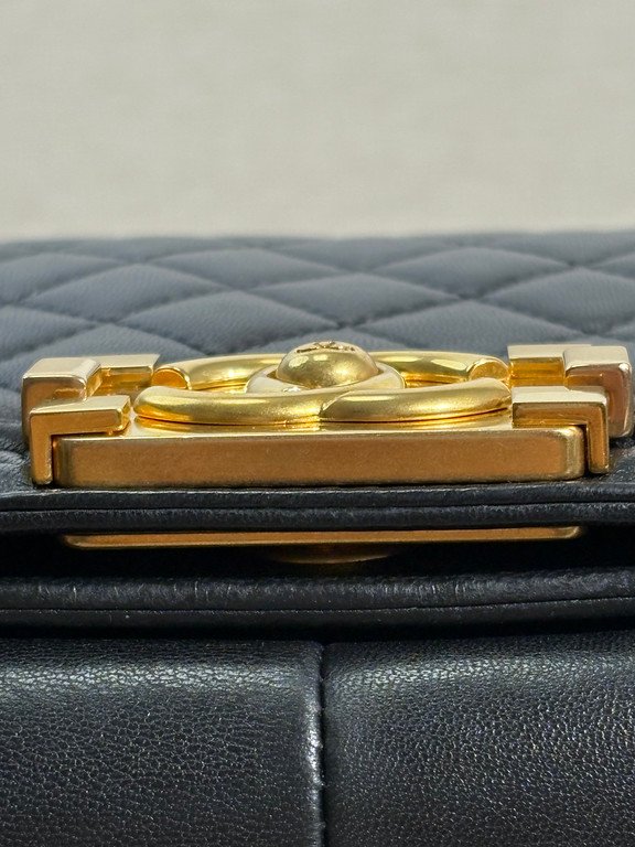 CHANEL Black Lambskin Boy Bag Old Medium GHW - Image 21