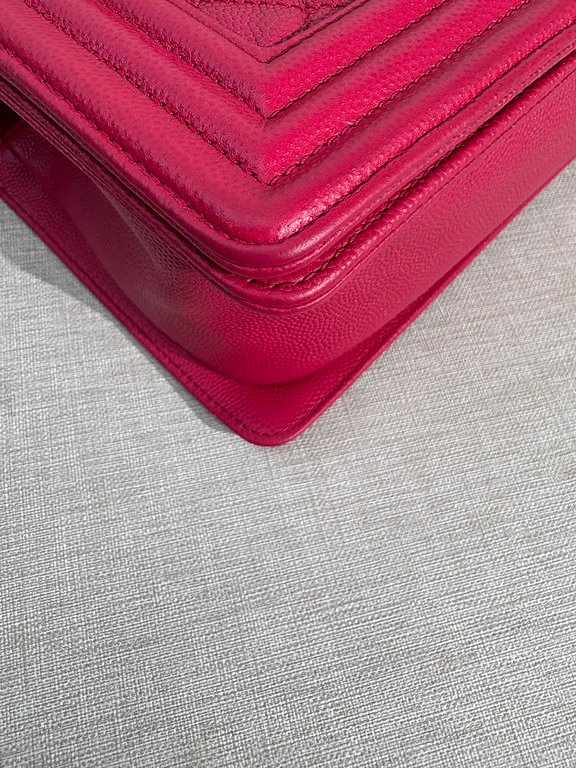 CHANEL Red Caviar Boy Bag Old Medium GHW - Image 11