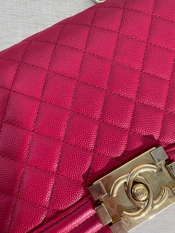 CHANEL Red Caviar Boy Bag Old Medium GHW - Image 12