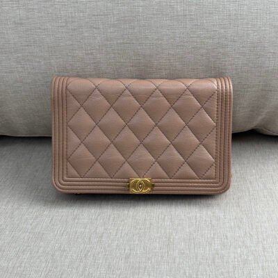 CHANEL Taupe Caviar Boy WOC GHW
