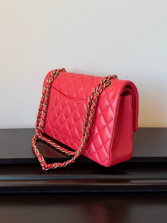 CHANEL Red Caviar Classic Flap Medium GHW - Image 3