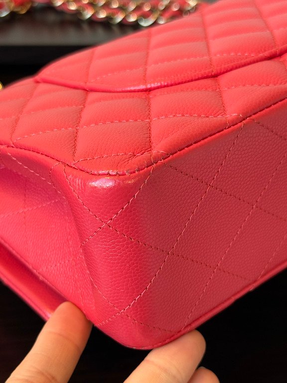 CHANEL Red Caviar Classic Flap Medium GHW - Image 10