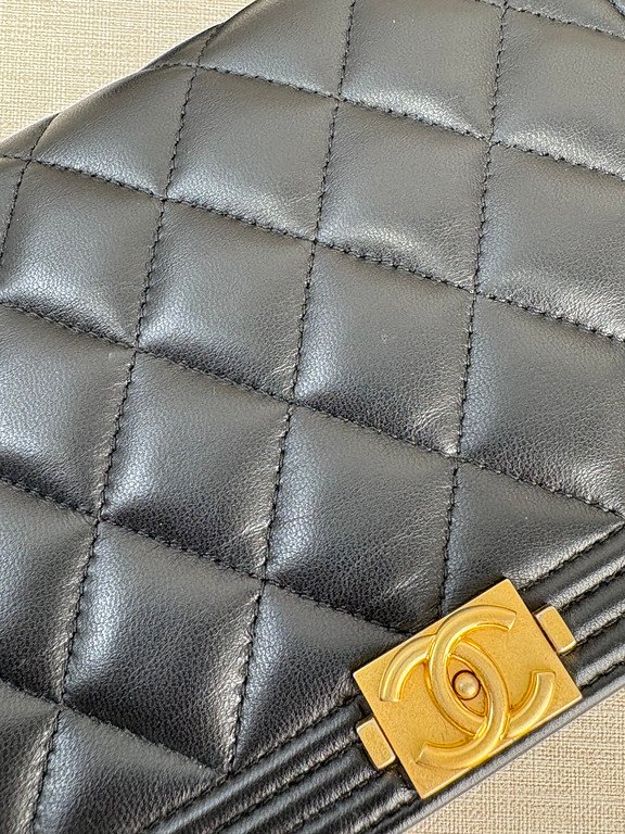 CHANEL Black Lambskin Boy WOC GHW - Image 9
