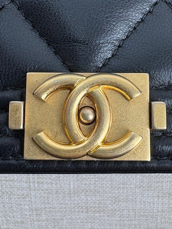CHANEL Black Lambskin Boy WOC GHW - Image 22
